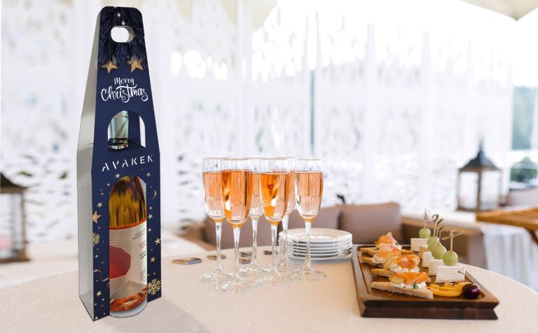 Wine Bottle Carrier copy 3 768x476