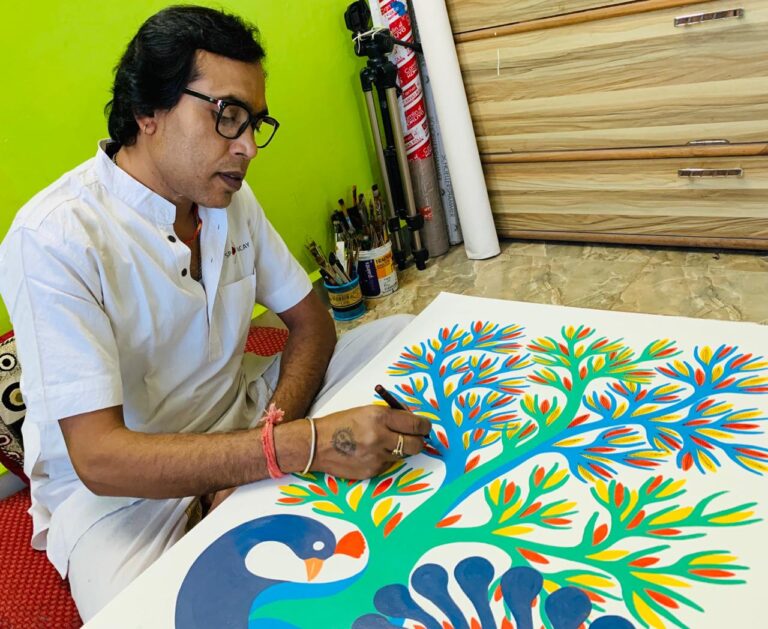 Gond Artist1 768x629
