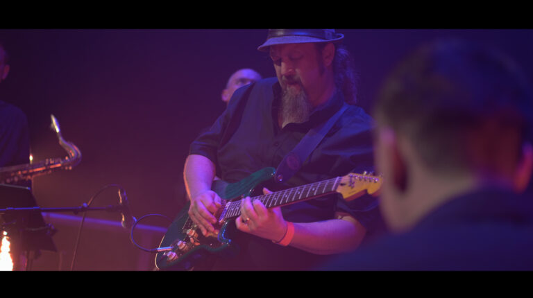 Screenshot 2019 04 26 at 00.49 768x430